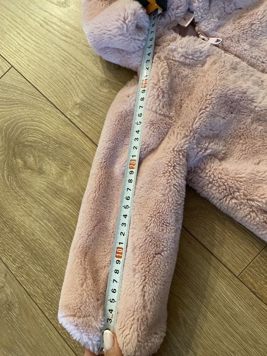 Яке за момиче  DKNY