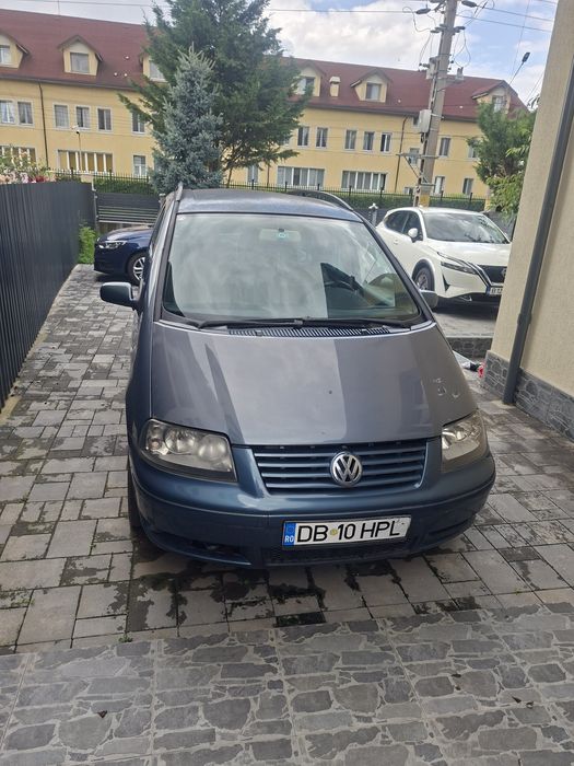 VOLKSWAGEN Sharan