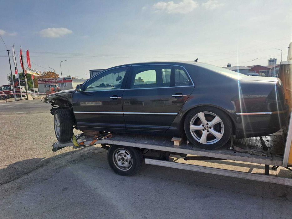 Dezmembrez Vw Phaeton Long 3.0 Tdi CEXA 240 Cai an 2012 105.000 KM