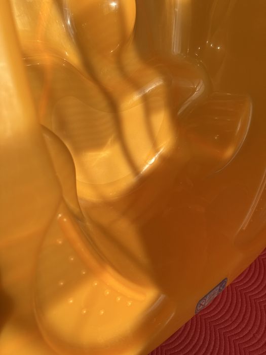 Анатомично корито с постава на марката Лорели + термомееър подарък