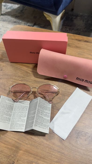 ochelari de soare Miu Miu