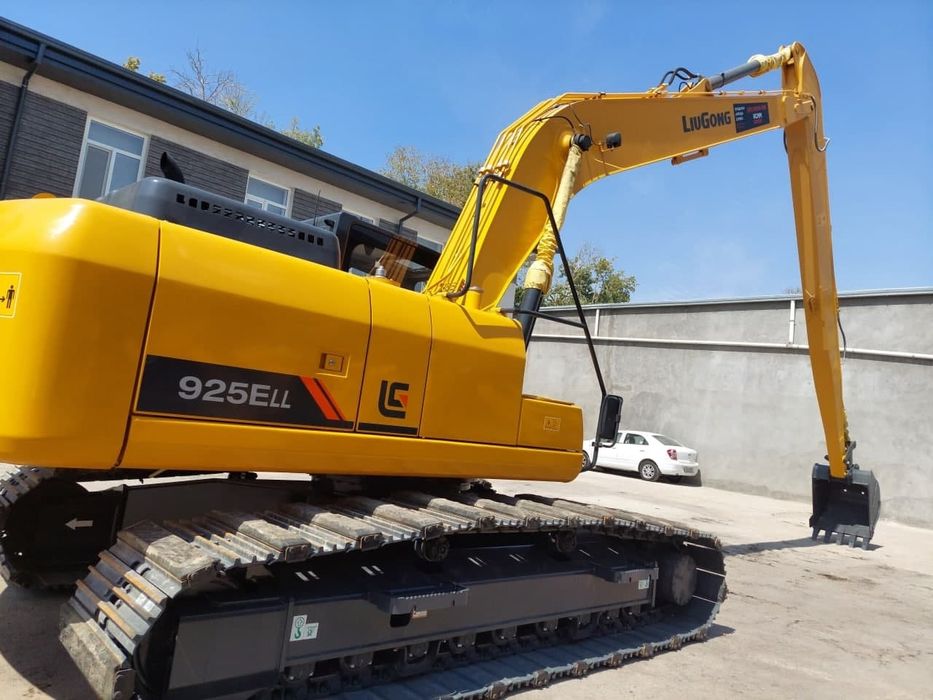 Экскаватор 16 метров длиннострел