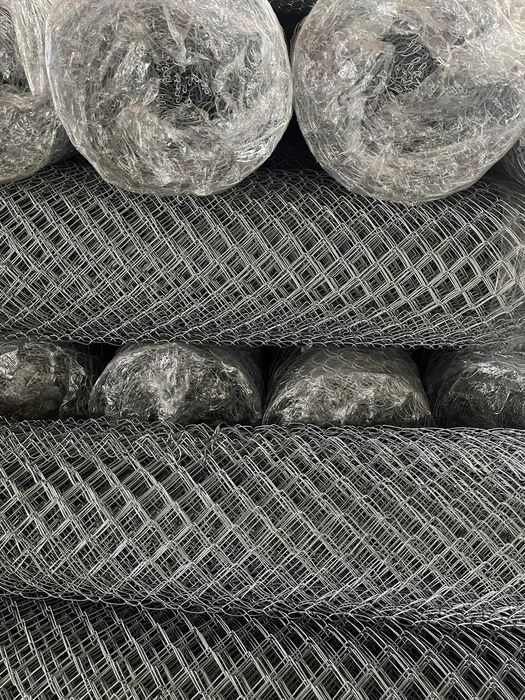 Пирони/телове/мрежи/ограда/арматурна заготока/двор/градина/дом