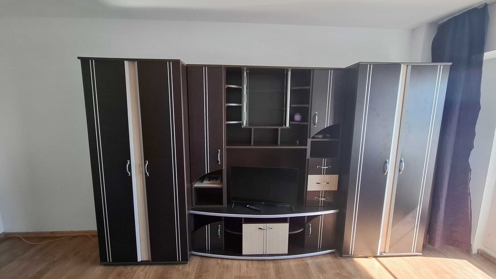 Mobila living+ birou cu scaun ergonomic. CLUJ NAPOCA