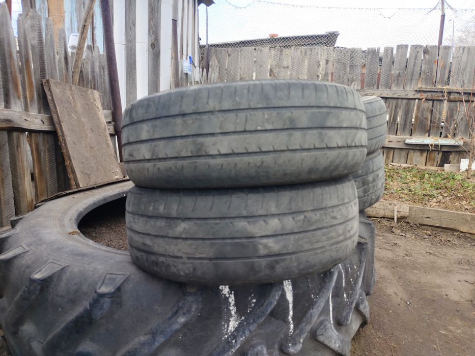 Продам летнюю резину