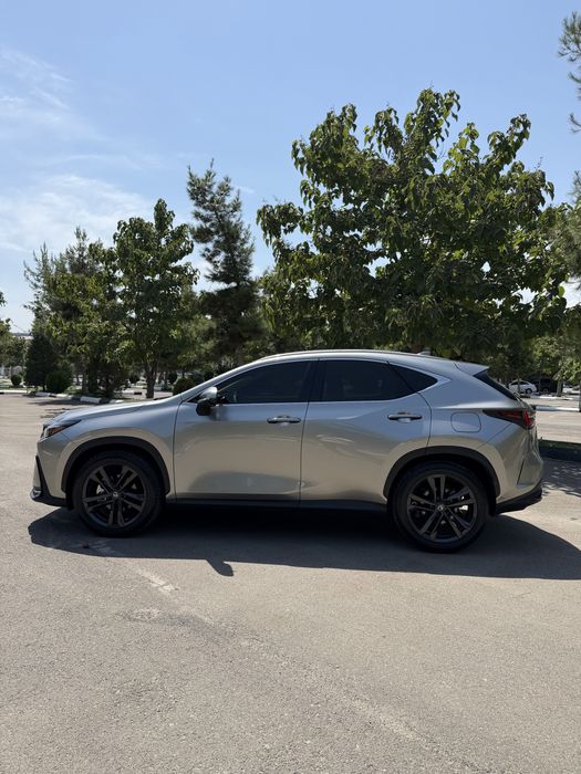 LEXUS nx350h 2025 birka 2026 texpasport Yurgan masofa 3300 klm