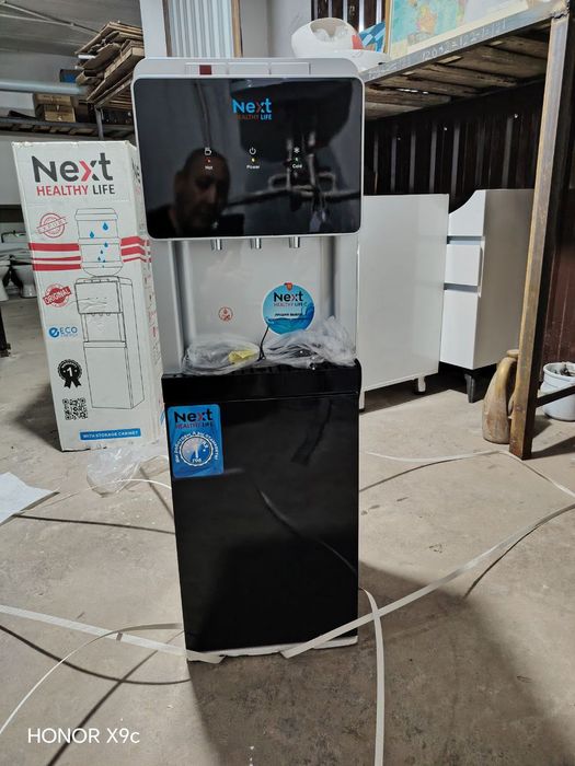 Куллер для воды с регулятором температуры Новый