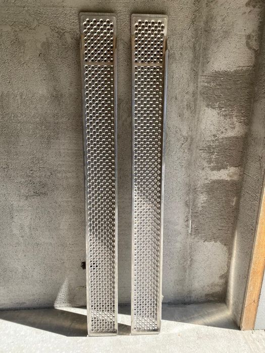 set KNOTT Safety Ramps / rampe de încărcare din aluminiu, modelul:  KNOTT