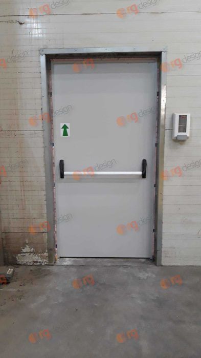 Usi Metalice Multifunctionale - Garaj, Beci si Subsol