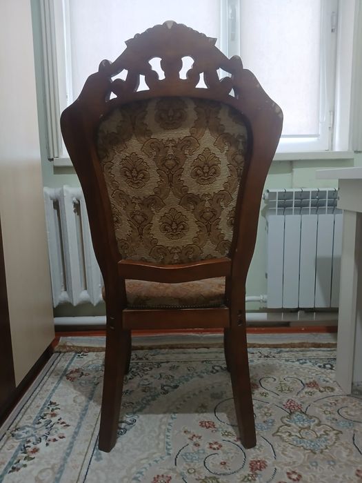 Стулья деревянные 12 штук