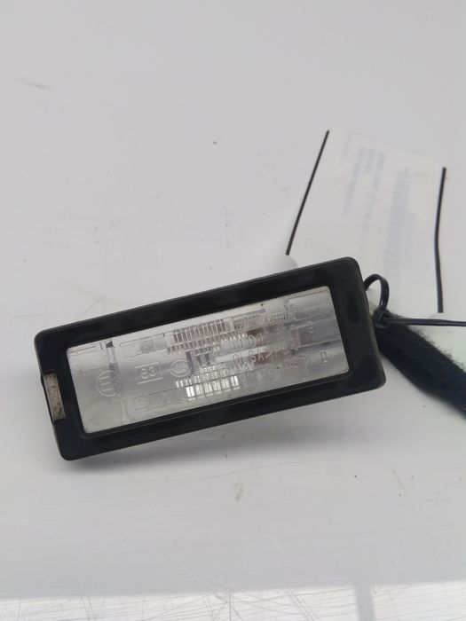 LAMPA NUMAR INMATRICULARE DACIA Duster 2015 80 KW / 109 CP  1461 cmc /