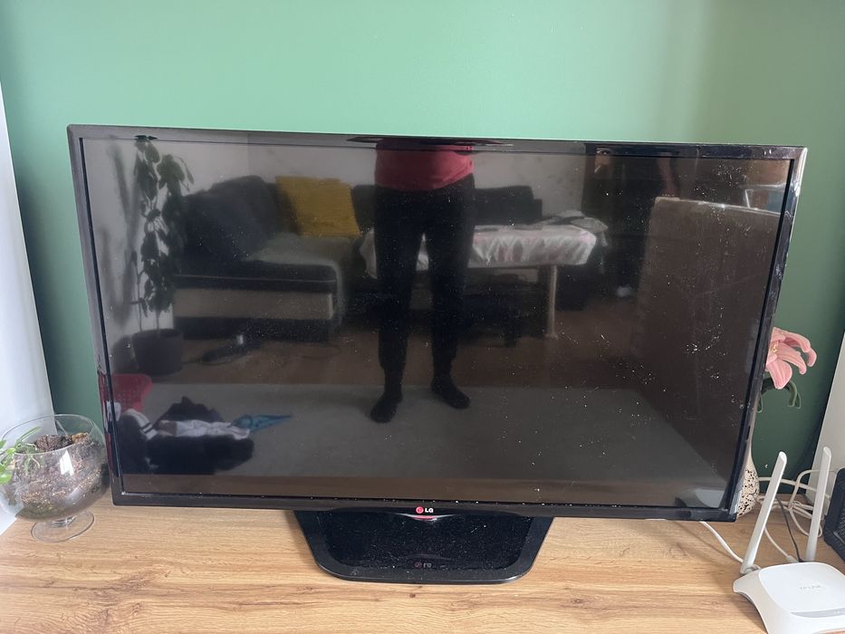 Телевизор  LG 43 инча