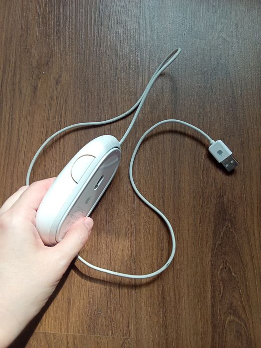 Mouse Apple,  cu fir, A1152