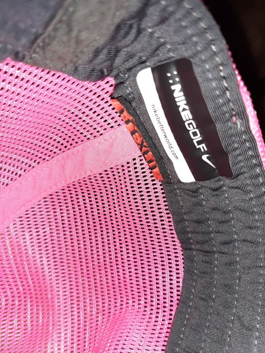 Nike шапка с козирка/фуксия/