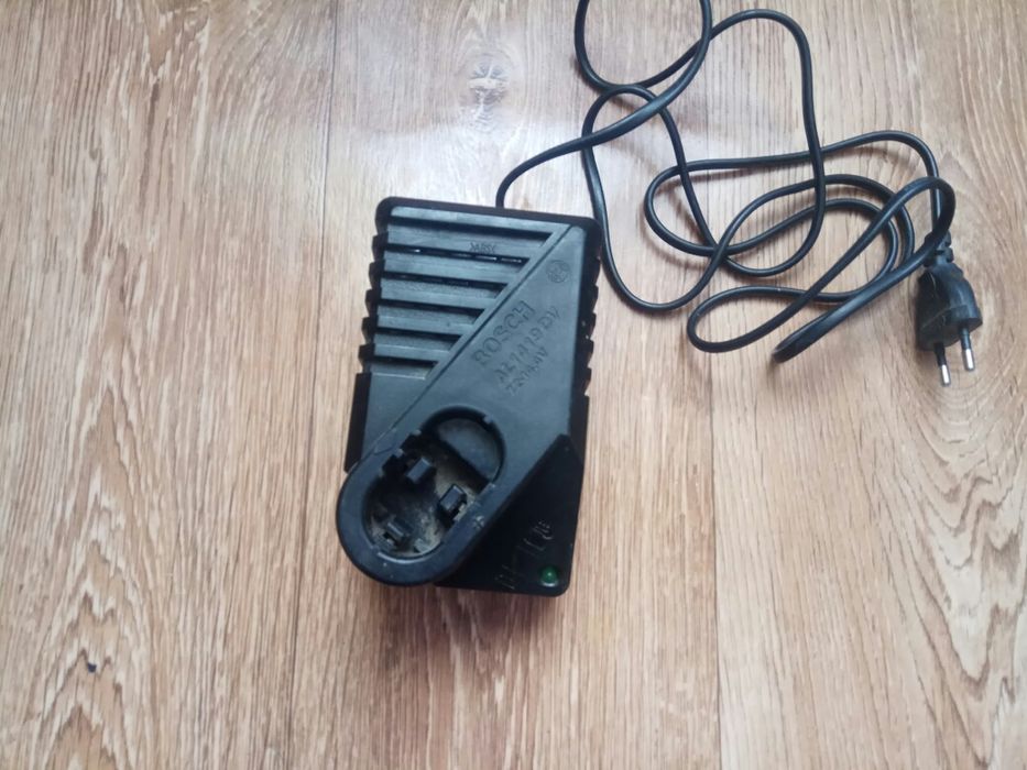 Зарядное устройство бош