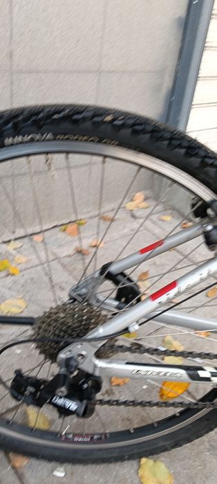 Продавам немски алуминиев велосипед 26 цола,40 см