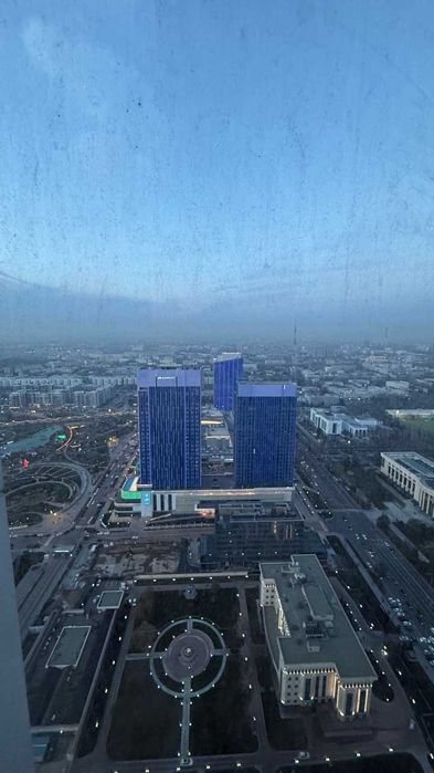 СРОЧНО ПРОДАЁТСЯ 3ком квартира на ЖК Nest one вид на парк 40-этаж 93м2