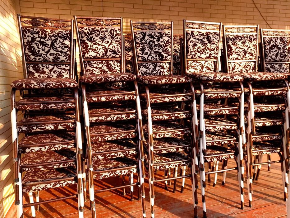 Stol stullar sotiladi zakaska olamiz 130 mingdan