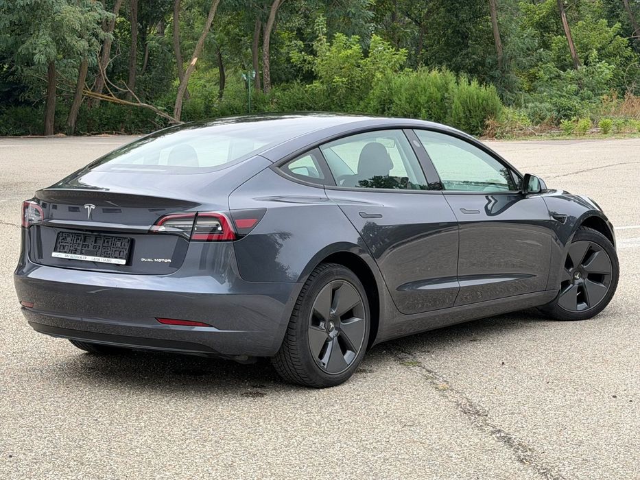 Tesla Model 3 Posibilitate leasing/creditare