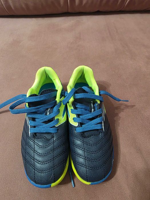 Adidasi fotbal JOMA Toledo marimea 29 pentru teren sintetic