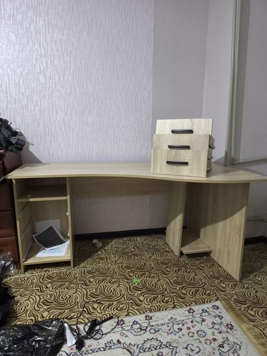 Продам стол, компьютерный