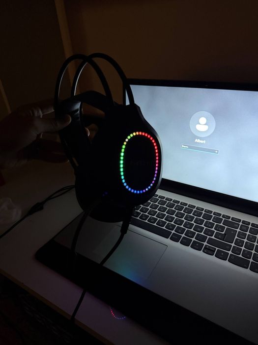 новые наушники на компютер