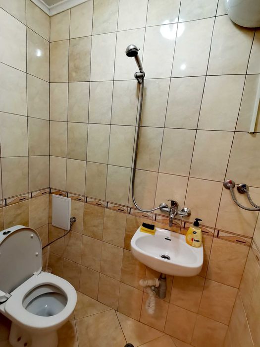 Дава се под наем Едностаен апартамент в Бургас, Възраждане - 30 кв.м за 204 € - Снимка #3