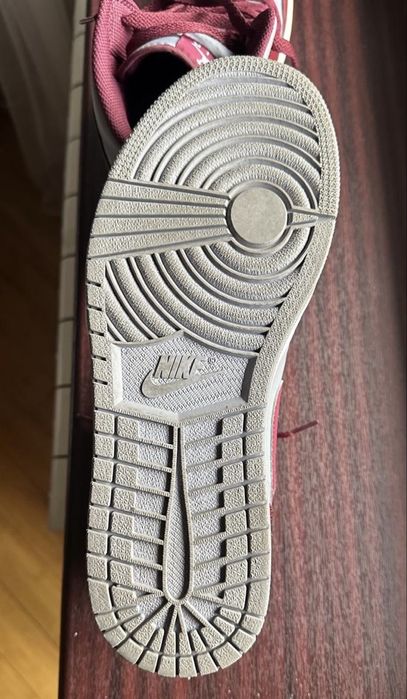 Кроссовки Air Jordan 1 Mid