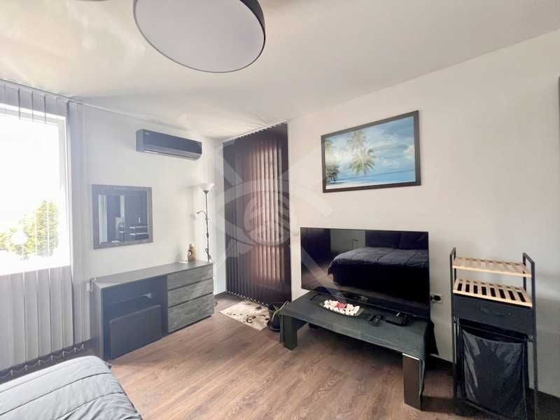 Продава се Двустаен апартамент в Бургас, Изгрев - 90 кв.м за 1556 €/кв.м - Снимка #11