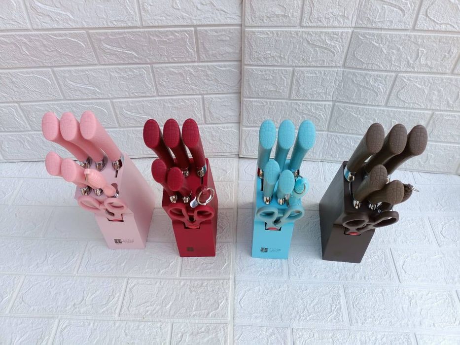 Набор нож с подставки 8в1- 4900