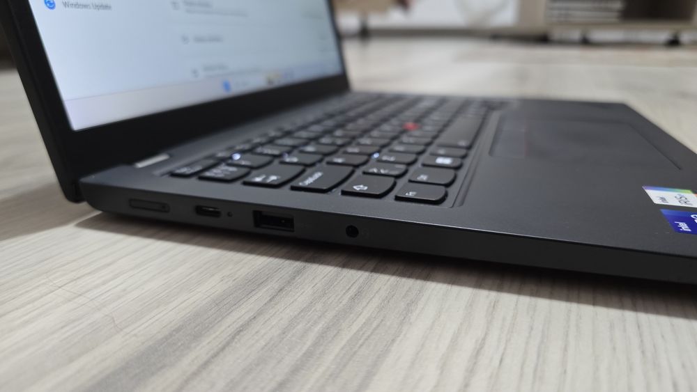 Laptop Lenovo Thinkpad T14s,i5 gen11,16Gb,ssd256Gb,14.1Fhd touchscreen