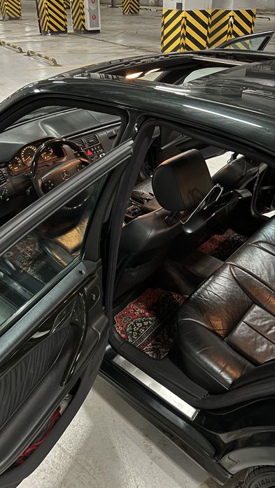 Коврики на w210 продам