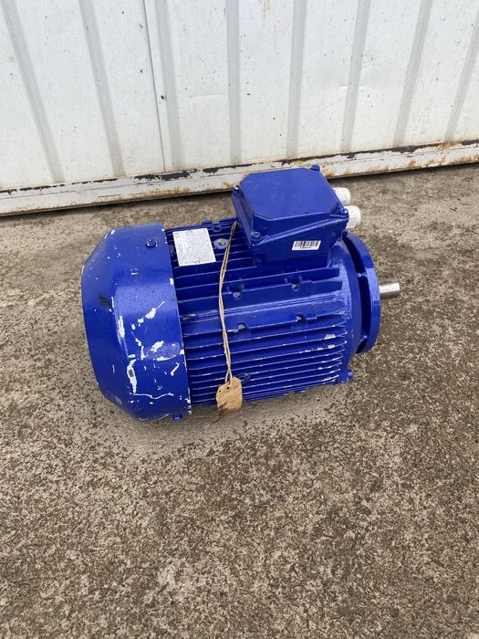 Motor trifazic 4 kw -2900 turatii nou