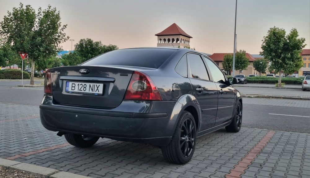 FORD Focus 2008 — imagine 5
