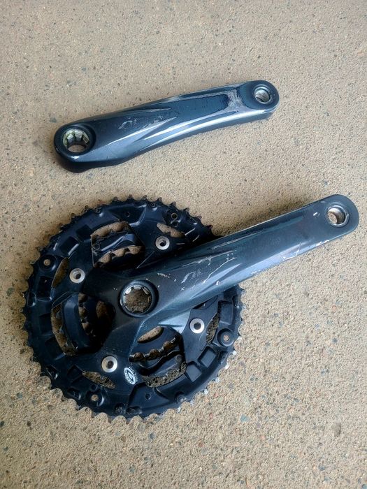 Шатуны shimano  acera