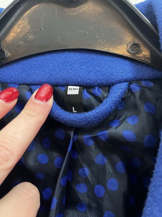 Палто в синьо ,много запазено