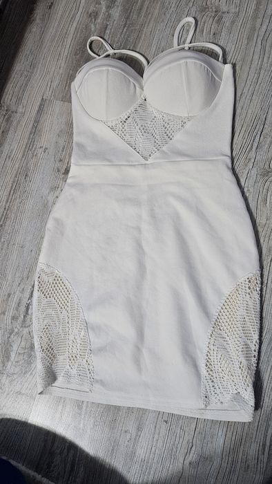 Бяла рокля - S размер