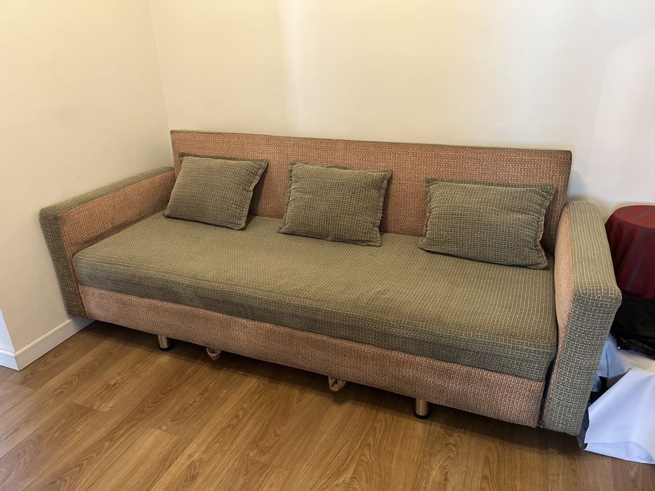 Диван еврокнижка после профессиональной чистки