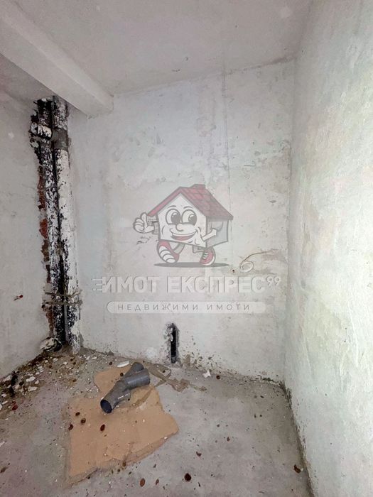 Продава се Двустаен апартамент в Асеновград - 86 кв.м за 1047 €/кв.м - Снимка #15