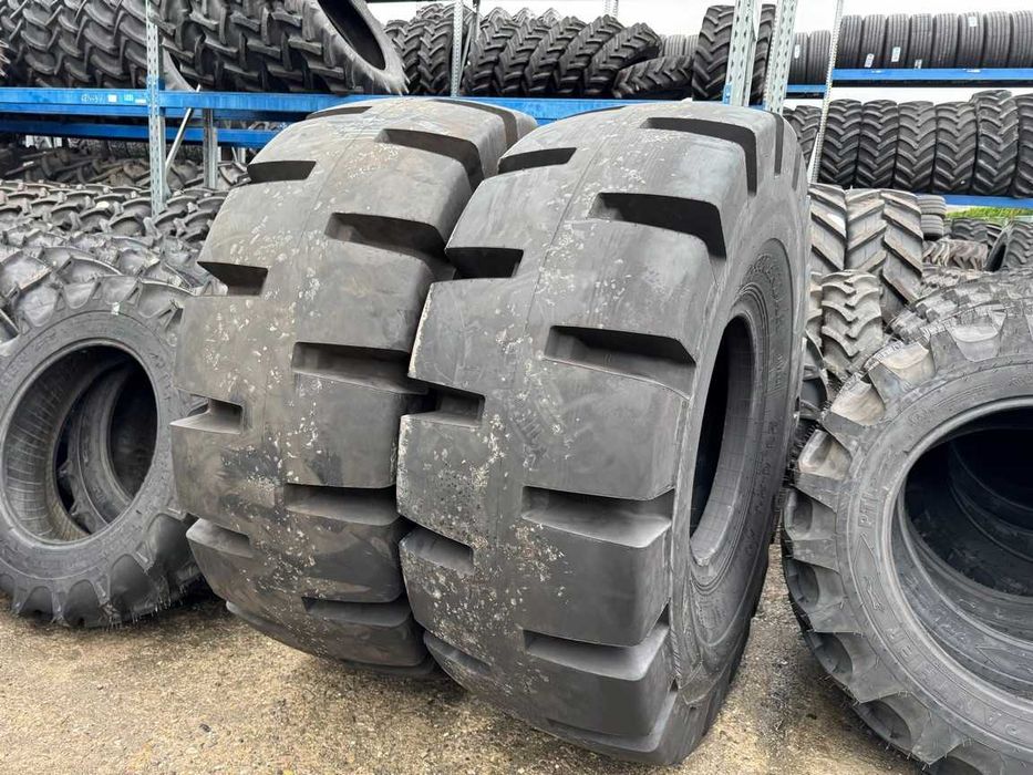 Cauciucuri pentru combina 23.5-25 L5 cu 24 pliuri PANTHER