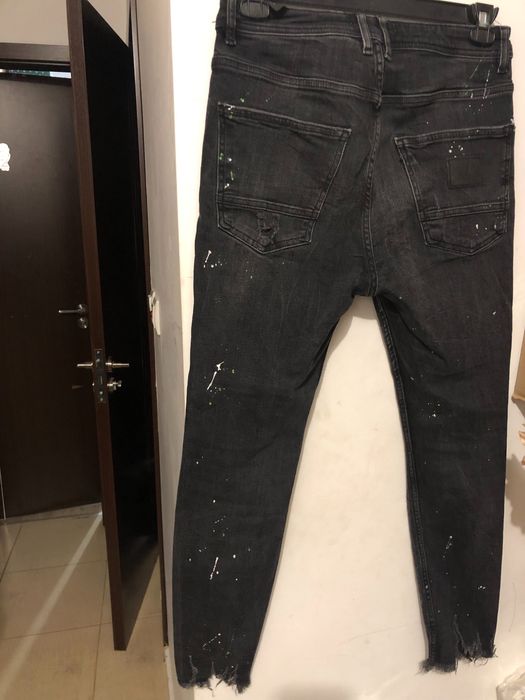 Дънки на марката ZARA