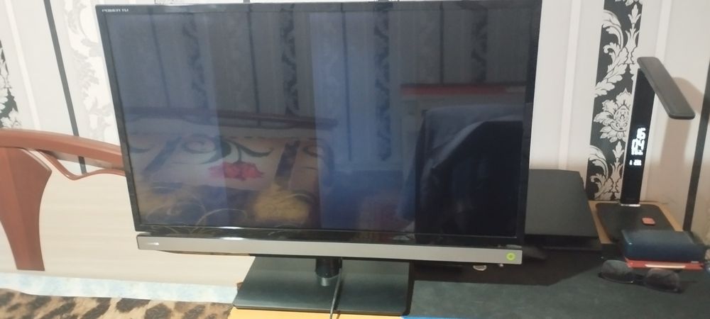 Тoshiba телевизор