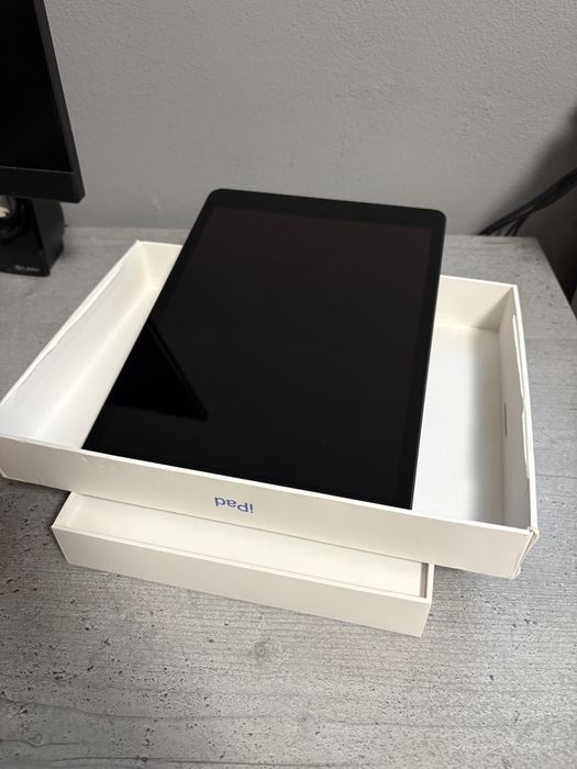 iPad Generatia 9 (9th generation)