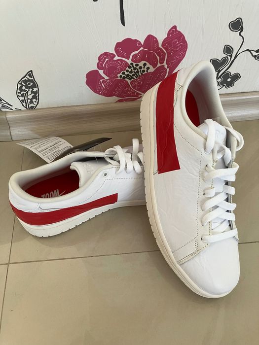 Оригинални  маратонки NIKE JORDAN