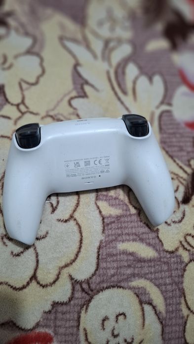 Vand controler pentru playstation 5