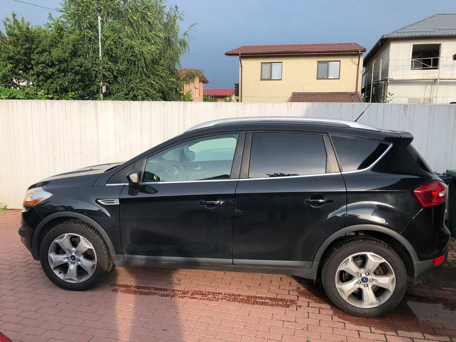 Ford Kuga 4X4 Titanium