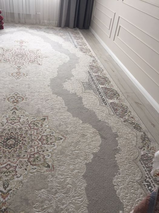 Продается ковер. Размер: 3х6