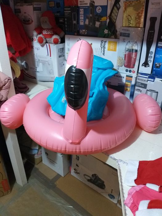 Colace si Vesta de Inot Piscina sau Plaja