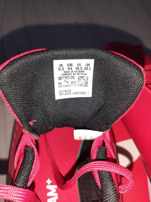 De vânzare Adidași Puma Ferrari,