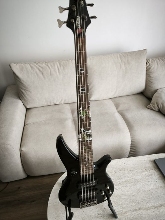 Yamaha RBX375 5-струнна бас китара